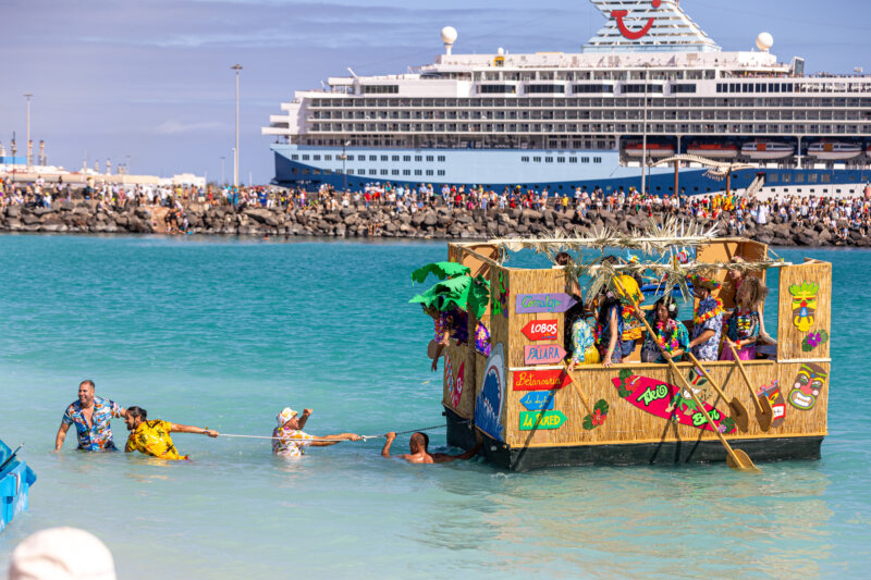 Achipencos, regata de carnaval de Puerto del Rosario