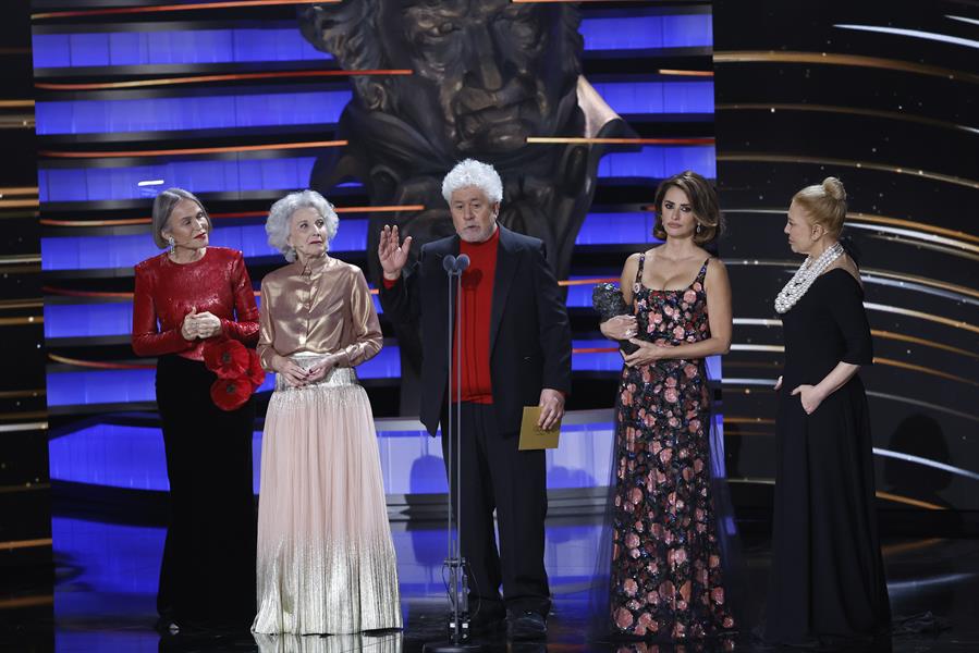 'La sociedad de la nieve' se hace con los Goya 2024