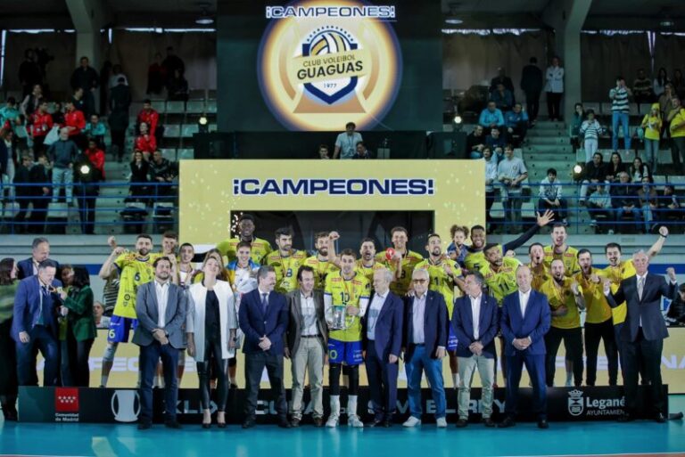 El CV Guaguas se alza con la Copa del Rey