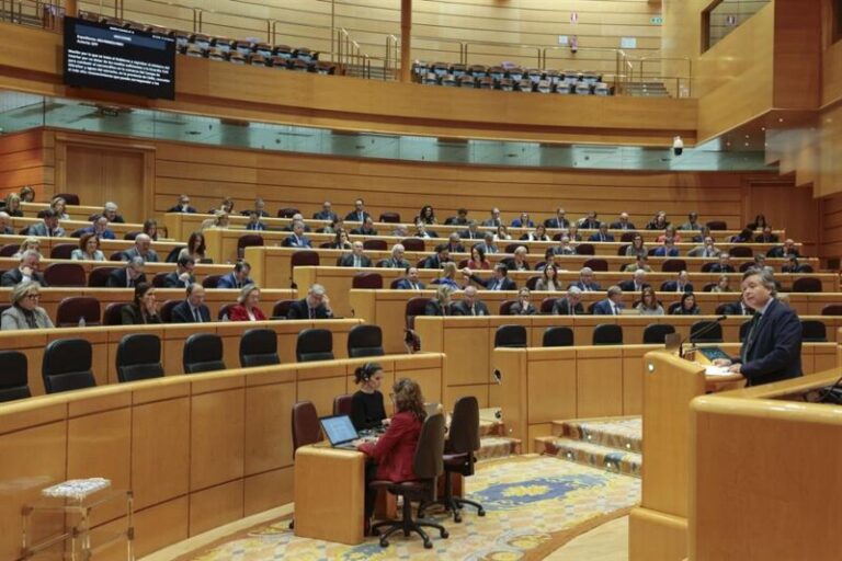 El Senado, con la mayoría del PP, reprueba a Marlaska tras los asesinatos de Barbate