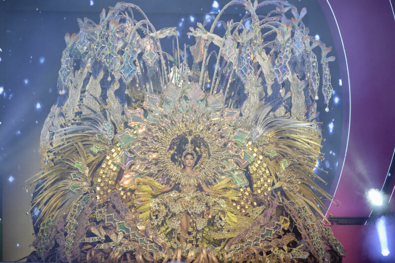 Corina Mrazek González, Reina del Carnaval de Santa Cruz de Tenerife 2024