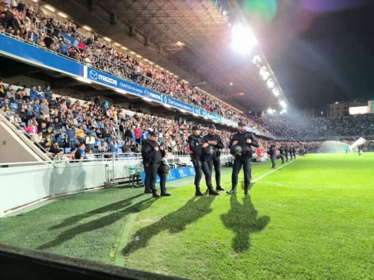 ‘Noche de reportajes’ analiza este martes la seguridad en los estadios