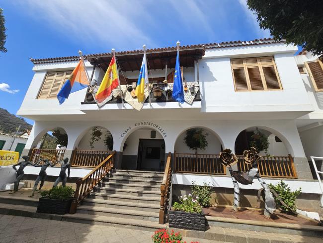 El alcade de San Mateo expulsa al líder del PSOE y se rompe el tripartito