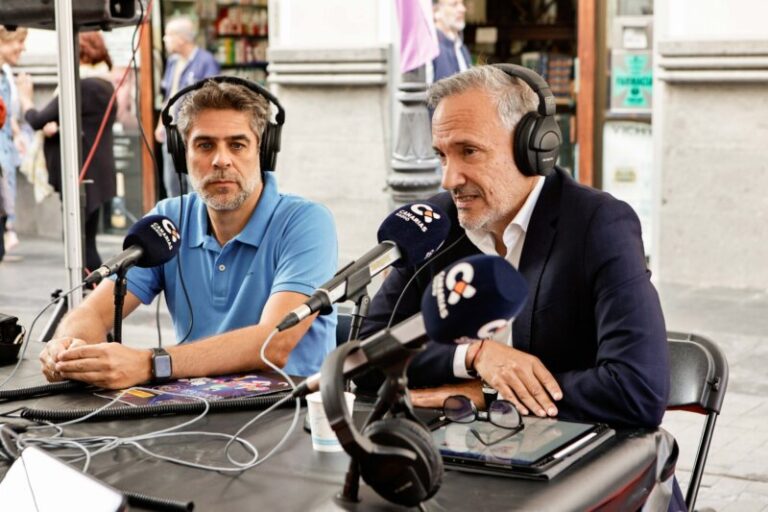 Triana acoge alumnos y alumnas de todas las islas en el encuentro de Radios Escolares