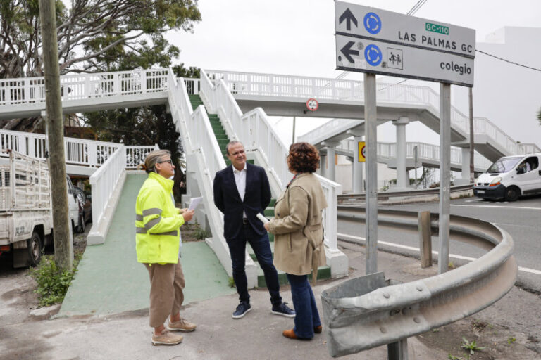 Rehabilitan las pasarelas que conectan Tafira con el Campus de la ULPGC