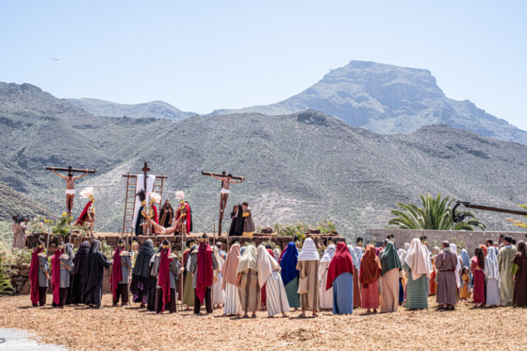 Televisión Canaria retransmite las principales procesiones del Viernes Santo