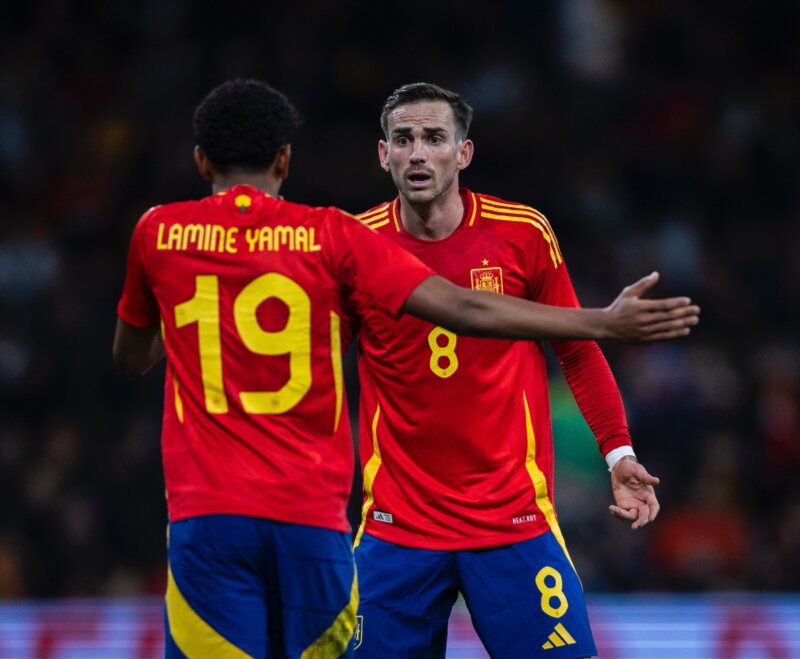 Imagen de Yamal durante el encuentro entre España y Brasil en el Santiago Bernabéu. Foto RFEF