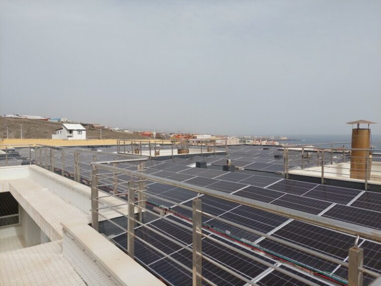 Gran Canaria abona las ayudas para la energía fotovoltaica y movilidad sostenible