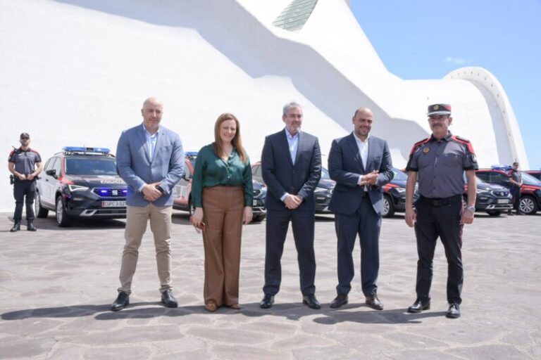 La Policía Canaria incorpora 20 nuevos vehículos patrulla