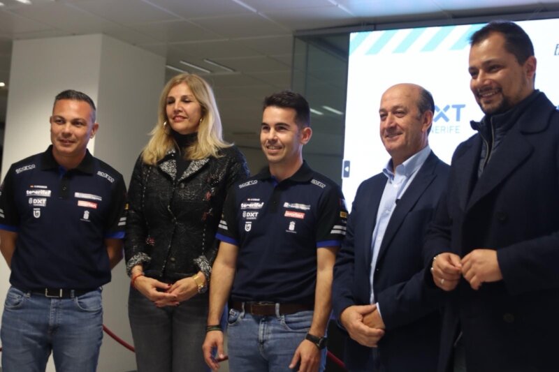 Momento de la presentación de Enrique Cruz. Foto Ayuntamiento de La Laguna 