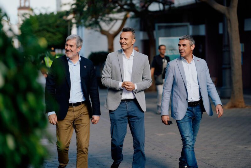 Fernando Clavijo visita La Aldea de San Nicolás en Gran Canaria