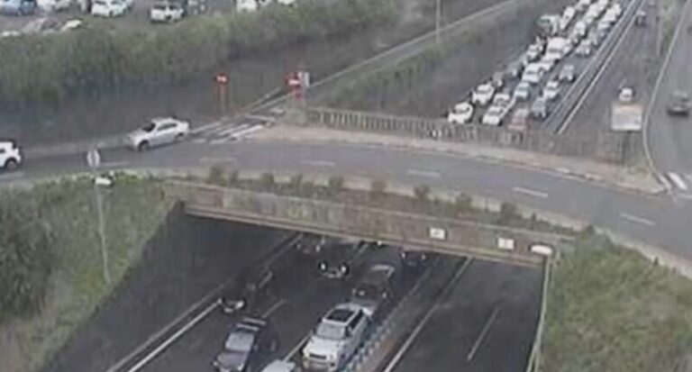 Tres accidentes colapsan la TF-5 dirección Santa Cruz de Tenerife