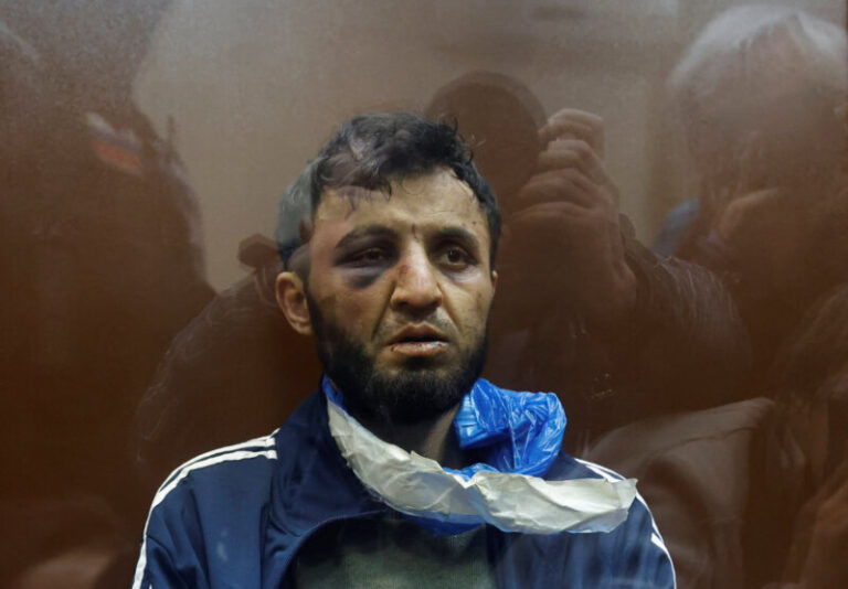 Los acusados por el atentado de Moscú ante el juez con signos de violencia