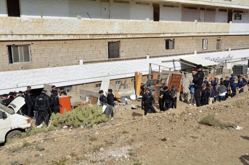 Las familias con menores desalojadas en Arona tienen alternativa habitacional