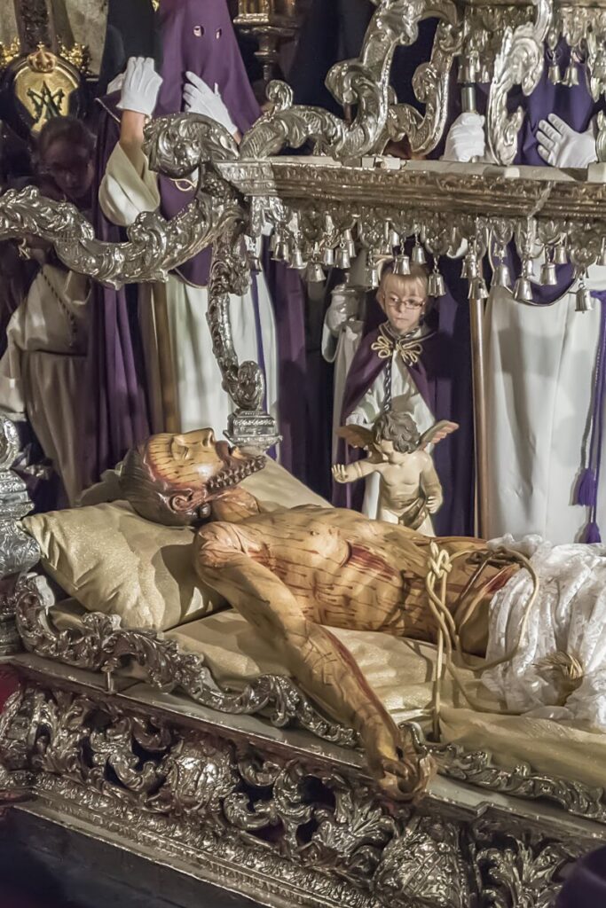 "Señor Difunto". Parroquia Santo Domingo de Guzmán de La Laguna. Foto de Rigoberto Rodríguez. Junta de Hermandades y Cofradías de La Laguna 