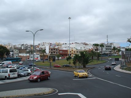 El Cabildo asfalta la Rotonda de La Ballena, en Las Palmas de Gran Canaria
