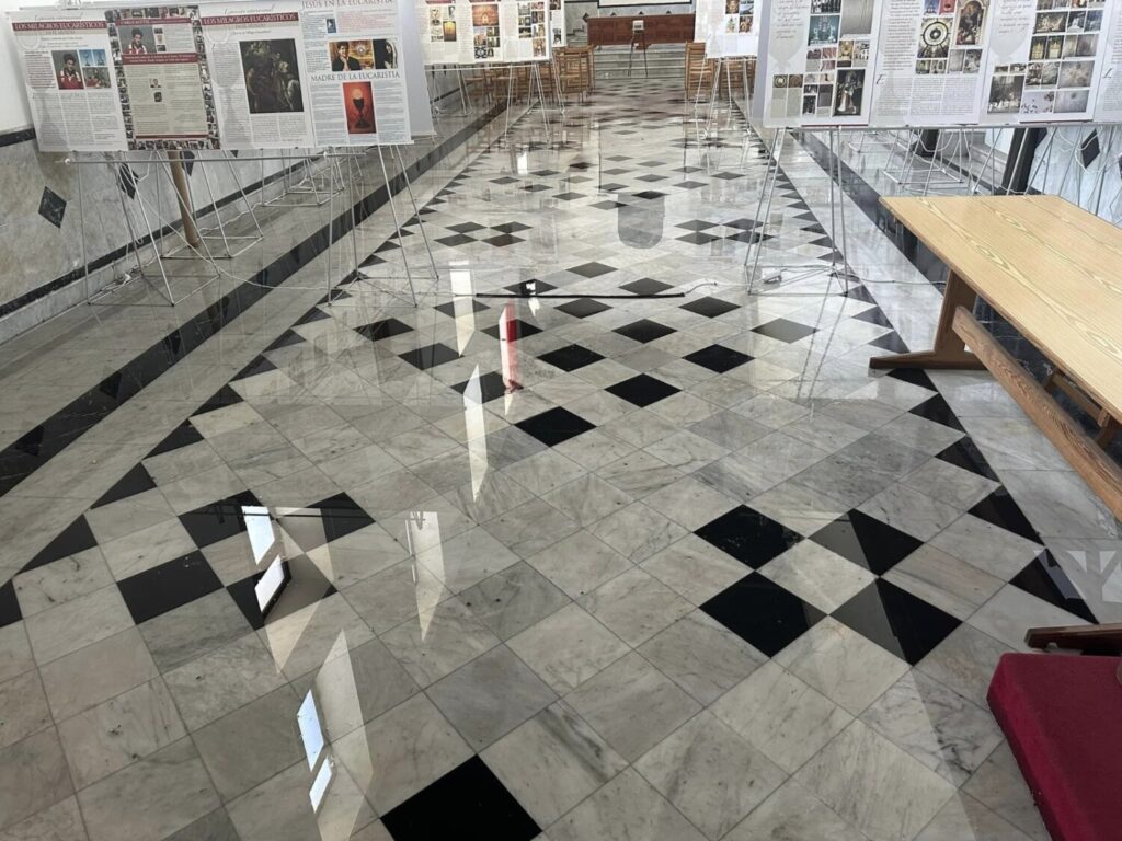 Imagen interior convento de la Basílica de La Candelaria. Foto Facebook Basílica de Candelaria 