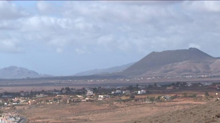 El Gobierno canario mantiene el rechazo a investigar las tierras raras en Fuerteventura