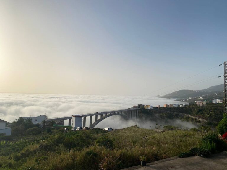 Las temperaturas continúan descendiendo ligeramente, aunque seguirá el calor