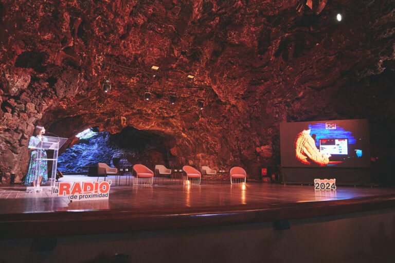Arranca el III Foro de la Radio en el auditorio de Los Jameos del Agua