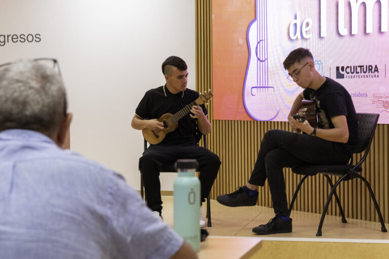 Nueve jóvenes participan en el concurso ‘Isla de Fuerteventura’ del II Encuentro Nacional del Timple