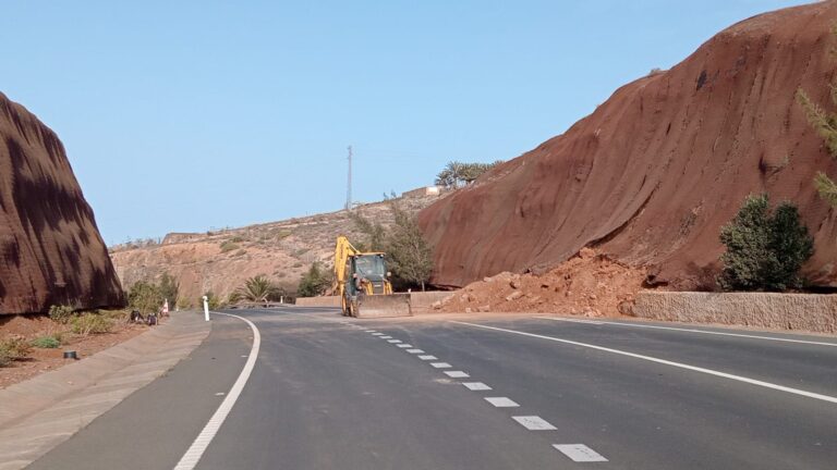 Desprendimiento en la GC-2 entre Gáldar y Agaete