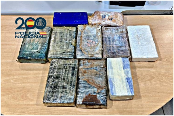 Detenido un hombre que ocultaba 10 kg de cocaína en Gran Canaria