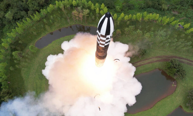 Corea del Sur denuncia el lanzamiento de varios misiles por parte de Corea del Norte hacia el mar de Japón