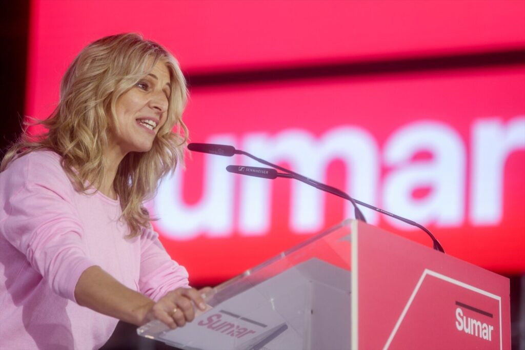 La vicepresidenta segunda del Gobierno y líder de Sumar, Yolanda Díaz, ha señalado que la decisión de Pedro Sánchez de seguir en el Gobierno tiene que llenarse de contenido y le ha emplazado a "ir más allá" del pacto de investidura.