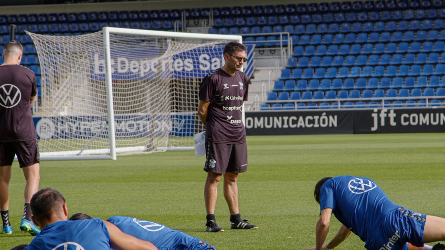 Asier Garitano en un entrenamiento del CD Tenerife. Imagen CD Tenerife
