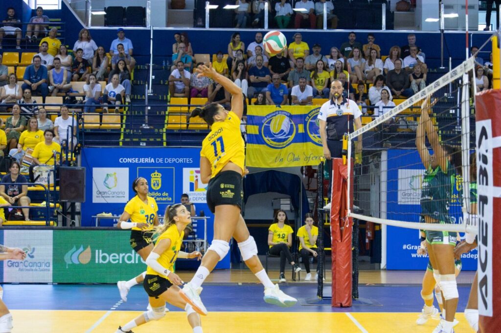 El CV Hidramar controló el choque de principio a fin ante el Cajasol que no pudo evitar la victoria de las isleñas por la vía rápida