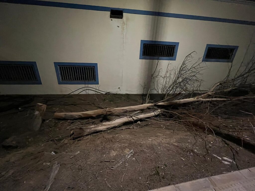 Oleaje Canarias. El fuerte oleaje provoca muchas incidencias y la evacuación de 40 vecinosActuación del Consorcio de Emergencias en Lanzarote a causa del viento. Foto Consorcio de Emergencias 