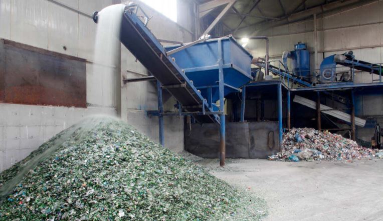 ‘La Buchaca’ conciencia a los radioyentes sobre la importancia del reciclaje de vidrio