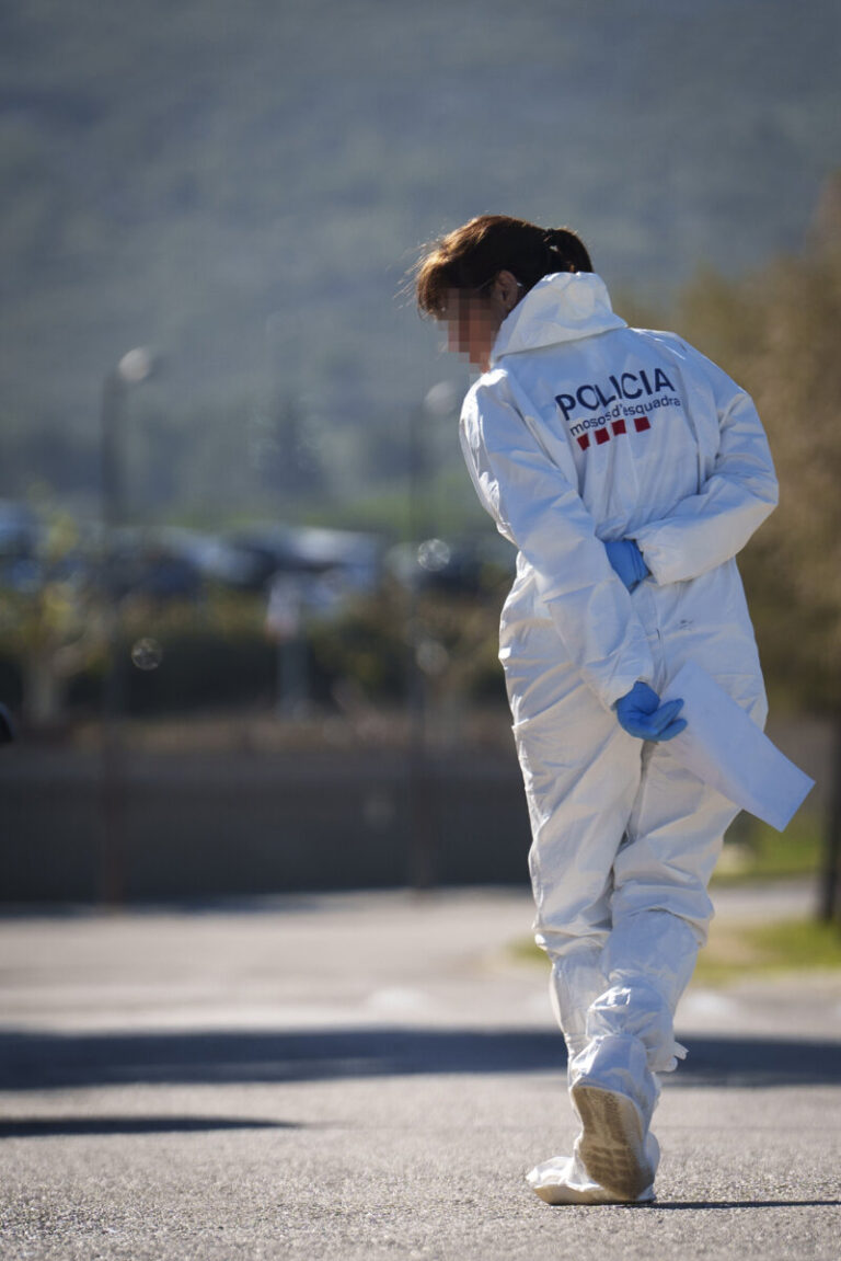 Detenido el padre del niño apuñalado en Girona como presunto autor de la muerte del menor