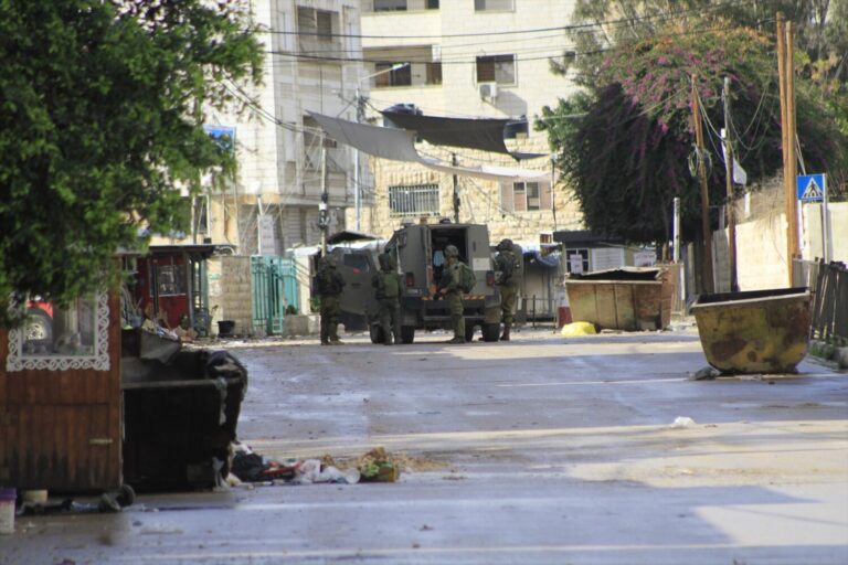 Fallecen dos palestinos y otros dos son heridos por el Ejército de Israel