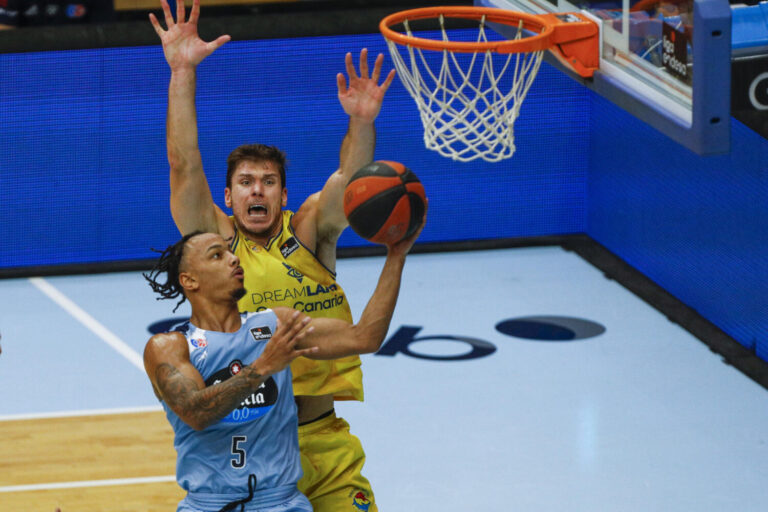 70-77. El Gran Canaria se lleva la victoria en la cancha del Breogán
