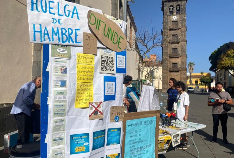 Los activistas en huelga de hambre por el modelo turístico alertan de su mal estado de salud