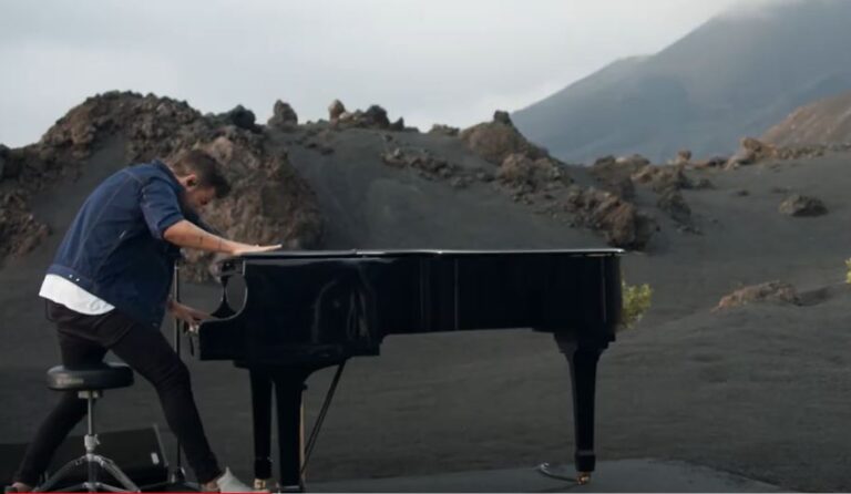 Música, vida y naturaleza con Pablo López, en ‘Acoustic Home Canarias’