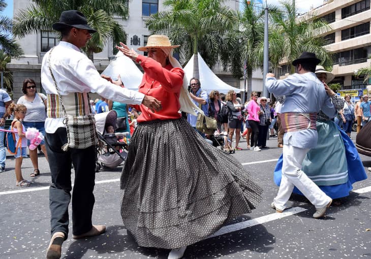 Así se vive el Día de Canarias en las ocho islas