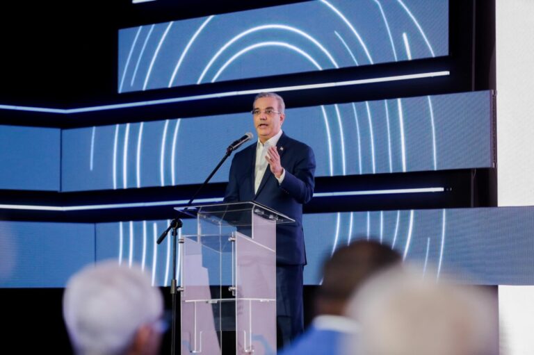 Abinader logra la reelección al ganar las elecciones presidenciales de República Dominicana