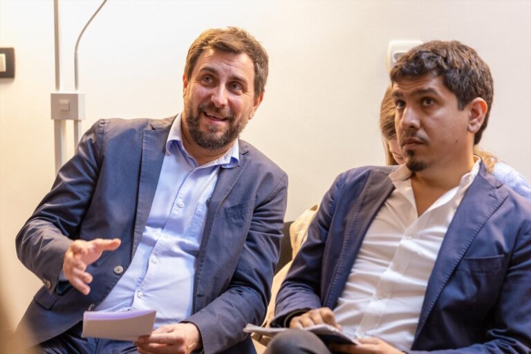 Junts advierte al PSOE que debe investir a Puigdemont si quiere mantener su apoyo en el Congreso