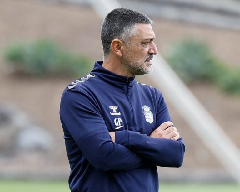 Pimienta dice que el equipo saldrá a ganar en Cádiz, aunque sólo se necesite un punto