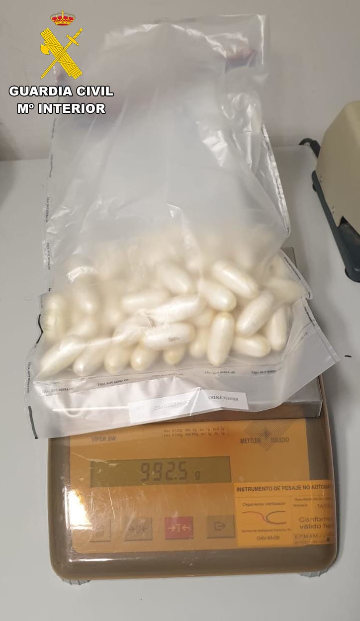 Detenido en el aeropuerto de Gran Canaria por llevar un kilo de cocaína en el interior de su cuerpo