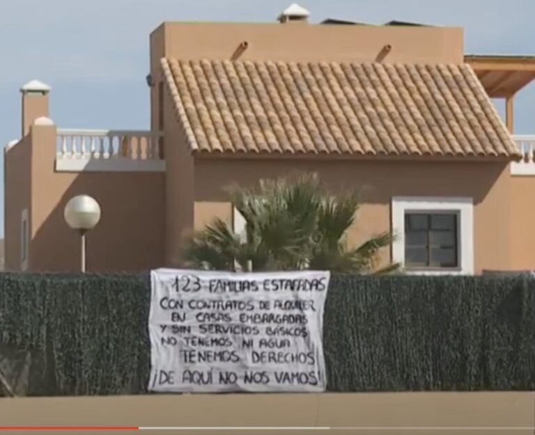 Sale a subasta una urbanización en Corralejo donde residen 123 familias