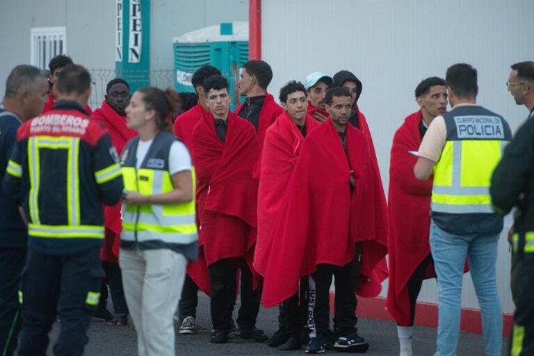 265 migrantes rescatados en las últimas horas en aguas próximas a Fuerteventura