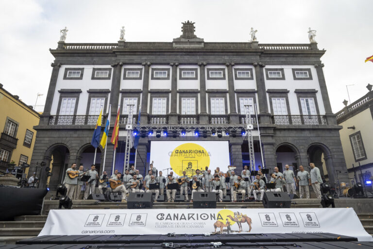 El Festival ‘Canariona’ llena Las Palmas de Gran Canaria de ritmo canario