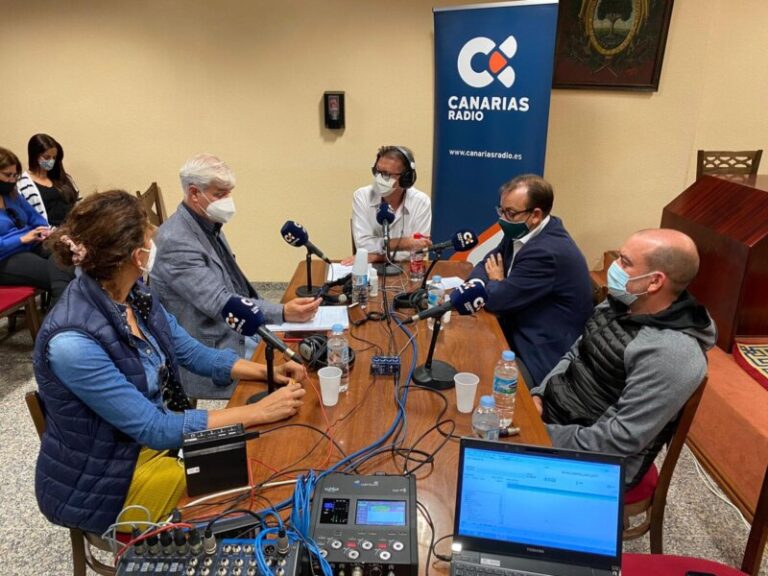 Canarias Radio aborda la agricultura en el Hierro en el Foro Cajasiete