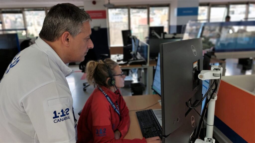 Rescatan a una menor con signos de ahogamiento en una piscina en Tenerife
