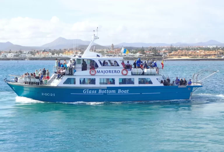 ‘El Majorero’ comienza a unir nuevamente Fuerteventura con la isla de Lobos