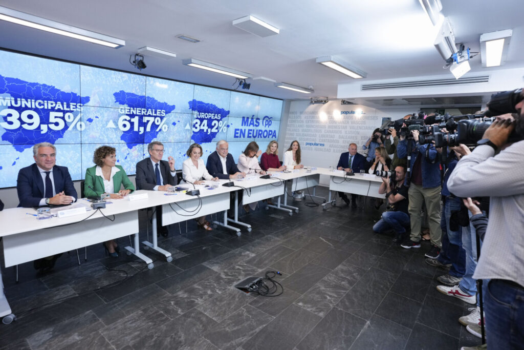 El PP pide a Sánchez que convoque elecciones. Foto de la ejecutiva nacional del PP